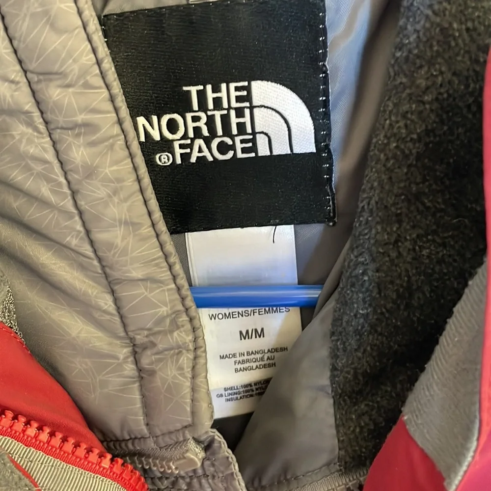 The North Face ski jacket- women’s size M - Picture 2 of 5